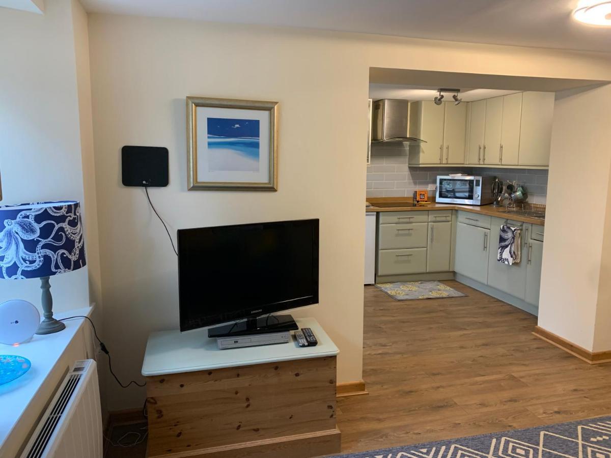 1 Bed-Pet Friendly-Parking-Patio-Close To Coasts North Hill Εξωτερικό φωτογραφία